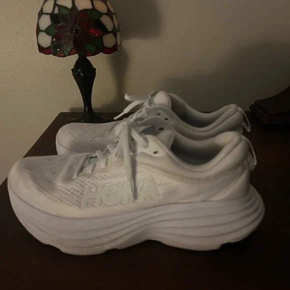 Hoka Bondi 8 - Picture 1 of 2